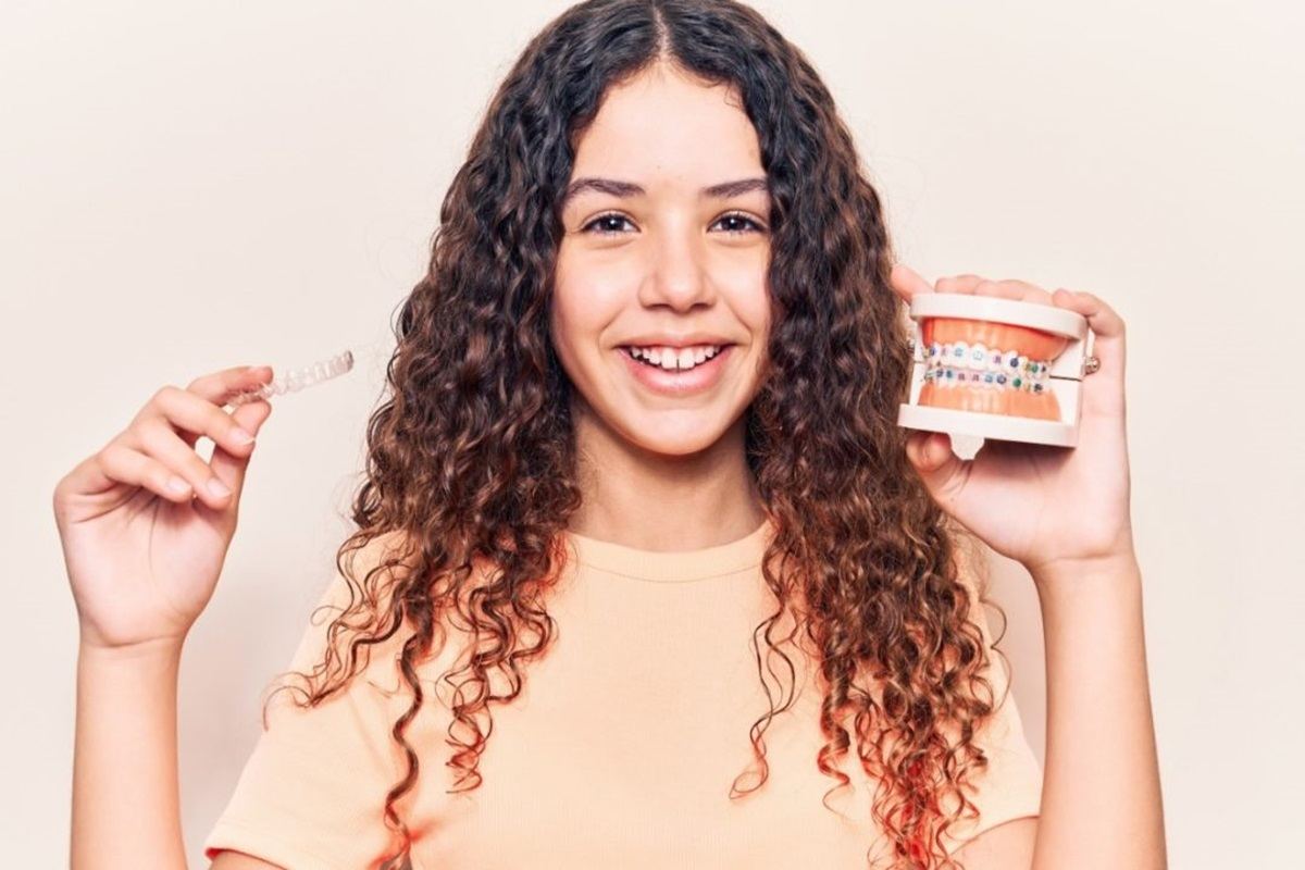 What’s the Difference: Invisalign vs. Braces for Teens? What’s the Difference: Invisalign vs. Braces for Teens?